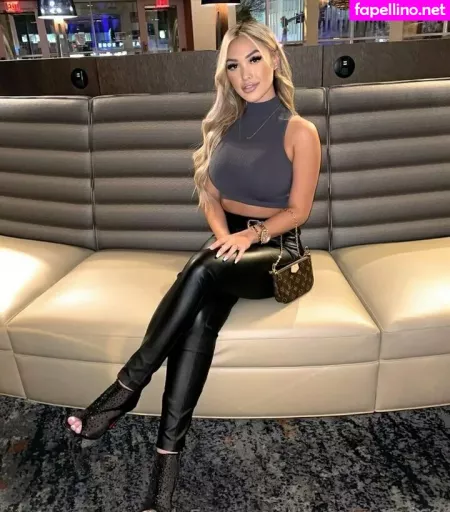 Lilmissredfox69 OnlyFans Thumbnail #7nKwBRUxv7