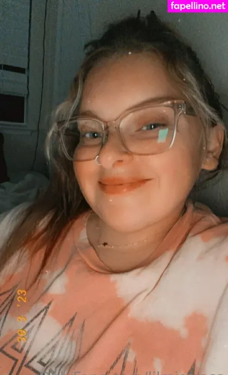 Lilmissross OnlyFans Thumbnail #6ayuUnKa2B