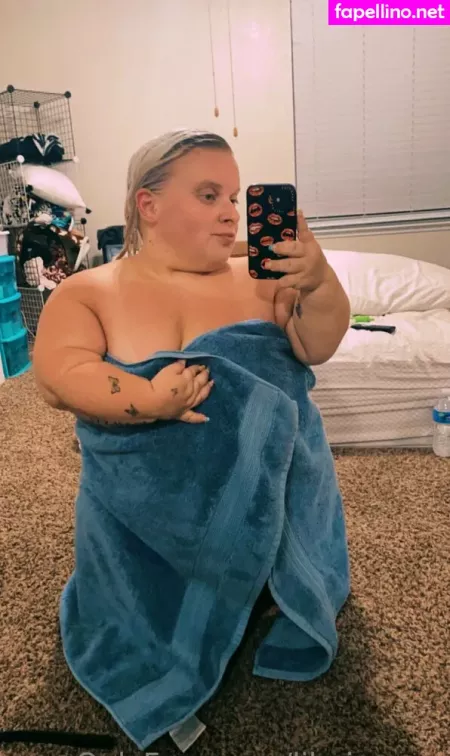 Lilmissross OnlyFans Thumbnail #s9vTknomiF