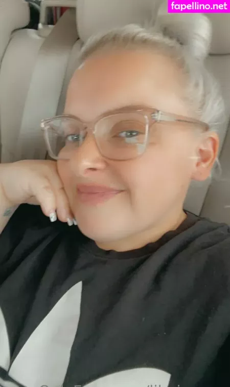 Lilmissross OnlyFans Thumbnail #t2owPfd6yL