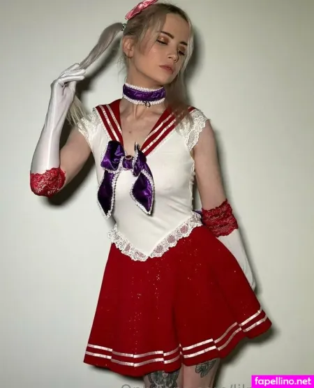 Lilmisstia1 OnlyFans Thumbnail #9AYM5MY5S0