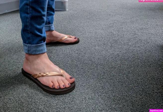 Lilmizdry OnlyFans Thumbnail #lmw72po356