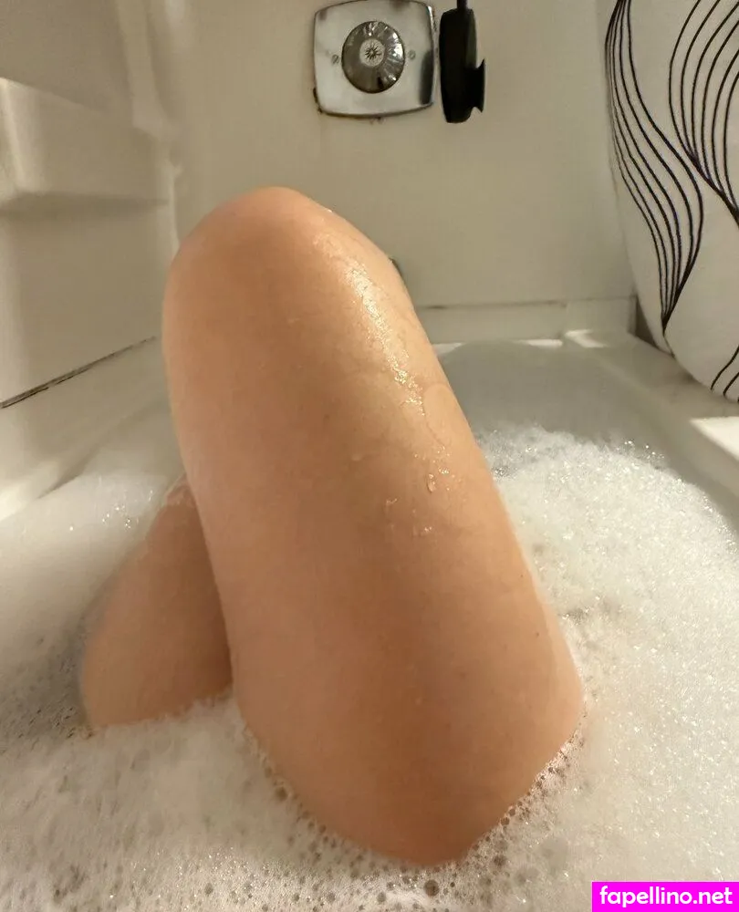 1lilbeezy, lilmizzbee Nude Leaked OnlyFans Photo #rvWzBJTEmx