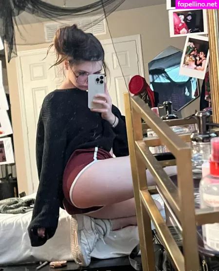 Lilmochidoll 4 OnlyFans Thumbnail #zfmRTcvMJl