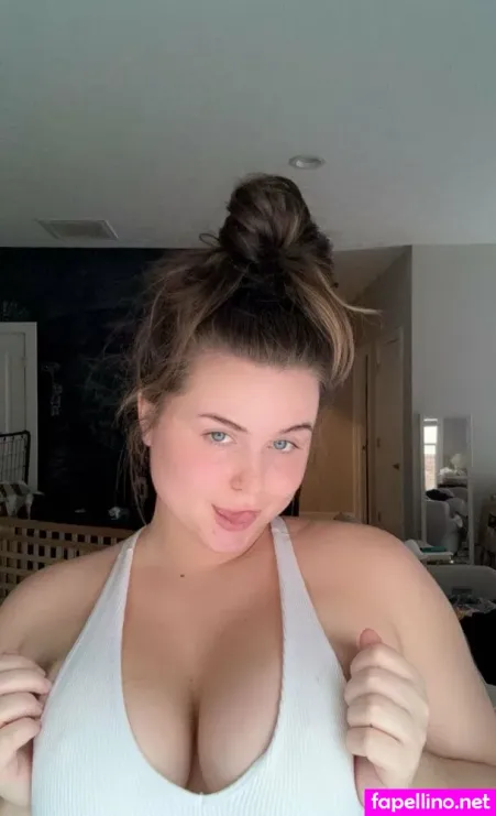 Lilmsboo4free OnlyFans Thumbnail #YxEZIDBZ1o