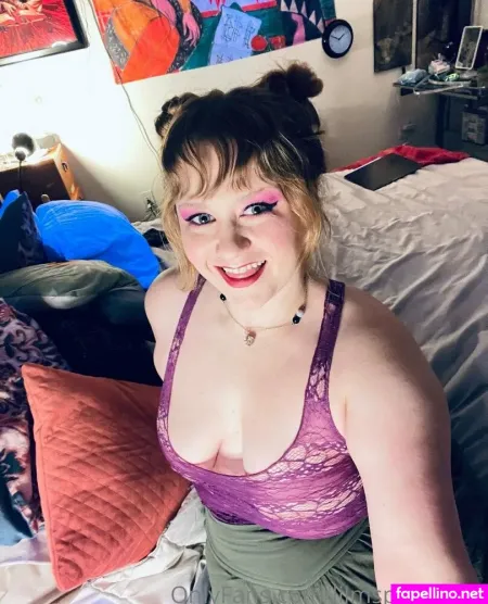 Lilmspeggysue OnlyFans Thumbnail #pCqAr2OL9A