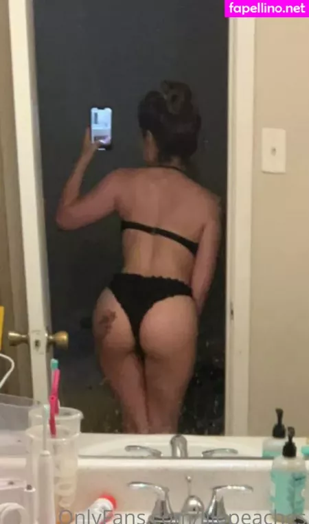 Lilopeaches OnlyFans Thumbnail #4ejjWfyCCo