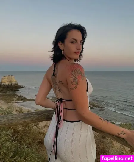 Lilou Cheyenne OnlyFans Thumbnail #sSJ6MAaYZC