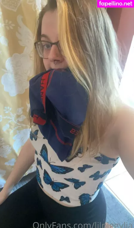 Lilpiggylia OnlyFans Thumbnail #Aqx4Y1V9dt