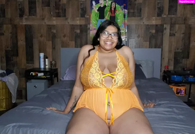 Lilpineapple16 OnlyFans Thumbnail #FUCAQIbq9F