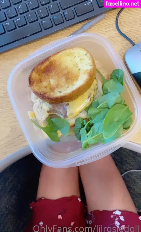 Lilrosiedoll OnlyFans Thumbnail #tLJ1vYeDAC