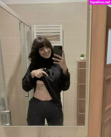 Lilsaraah OnlyFans Thumbnail #KlPbfhURPS