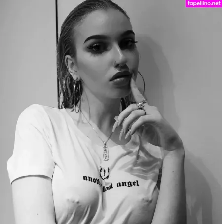 Lilsauvage OnlyFans Thumbnail #iBpOe9tDtX