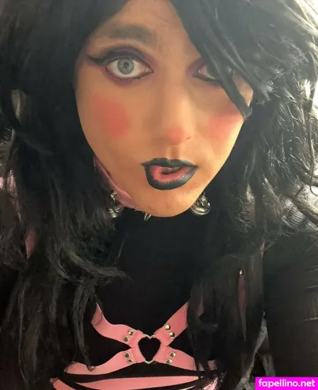 Lilsissydolly OnlyFans Thumbnail #7E6Wq3NrTt