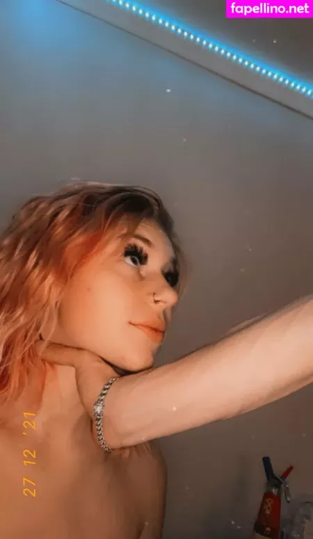 Lilspicy21 OnlyFans Thumbnail #LgJjZB3sPE