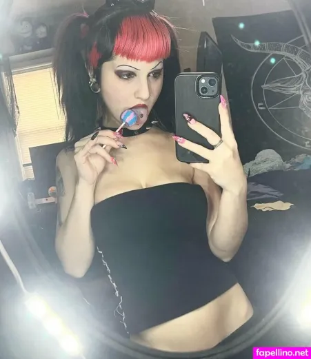 Lilsuccubus666 OnlyFans Thumbnail #rRkgHLJcUK