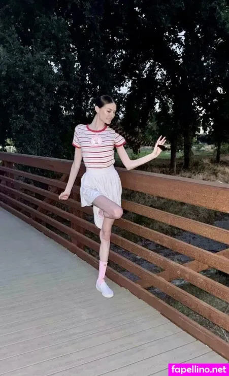 Lilsugarsweetartist OnlyFans Thumbnail #sGh3WdCiWO
