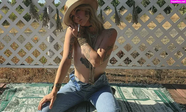 Lilsweetpeamarie OnlyFans Thumbnail #qOpY5QXWpx