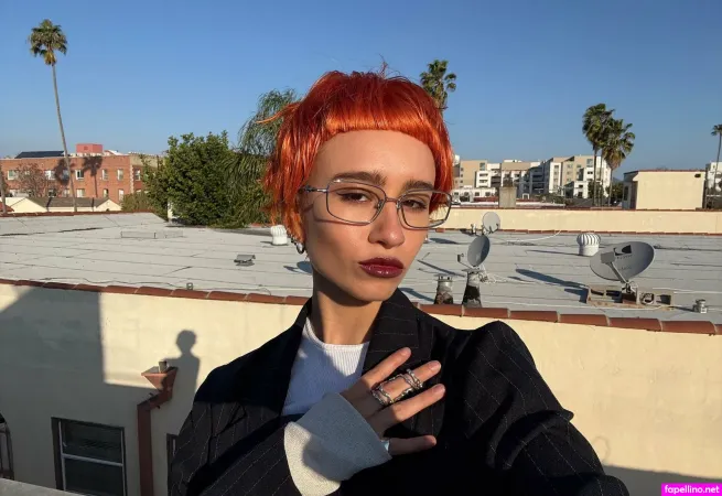 Lilula OnlyFans Thumbnail #6F8cF8ydF2