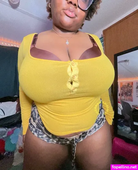 Lilunknowngirlie OnlyFans Thumbnail #k6HfV4nvO8