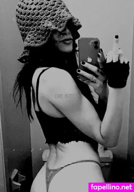 Liluzicri OnlyFans Thumbnail #0TnP36VxjR