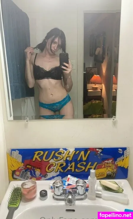 Liluzicri OnlyFans Thumbnail #Lu3hzAF2cn