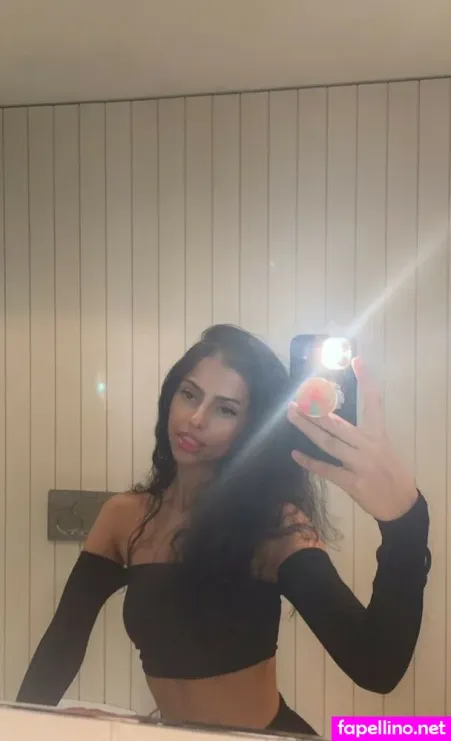 Lilwhuda OnlyFans Thumbnail #0jgF977w0a