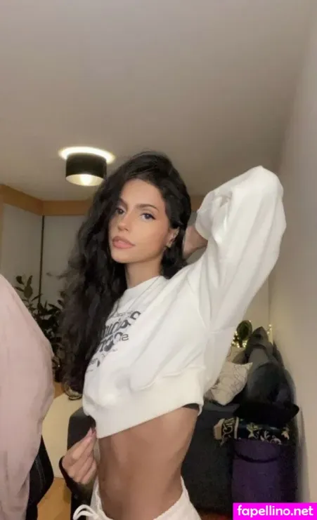 Lilwhuda OnlyFans Thumbnail #8OTLCcPvM9