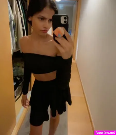 Lilwhuda OnlyFans Thumbnail #MI2GOyrqd8