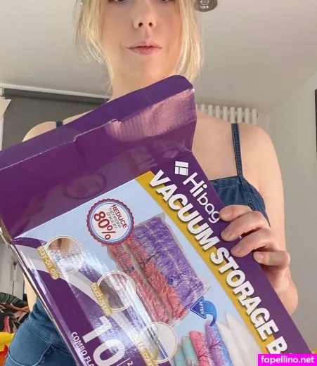 Lily 1 OnlyFans Thumbnail #YtnmfglIVL