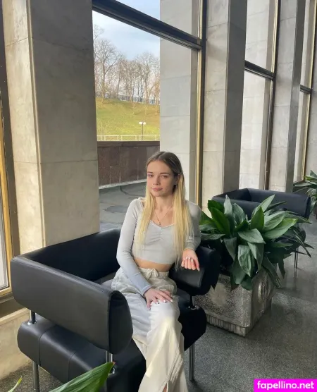 Lily 18 OnlyFans Thumbnail #JSMtq81nSy