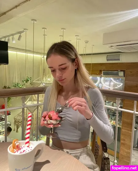 Lily 18 OnlyFans Thumbnail #TK7qHSuhE6