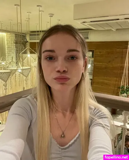 Lily 18 OnlyFans Thumbnail #aJretNcOYI