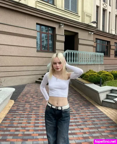 Lily 18 OnlyFans Thumbnail #ehtDtr71eq