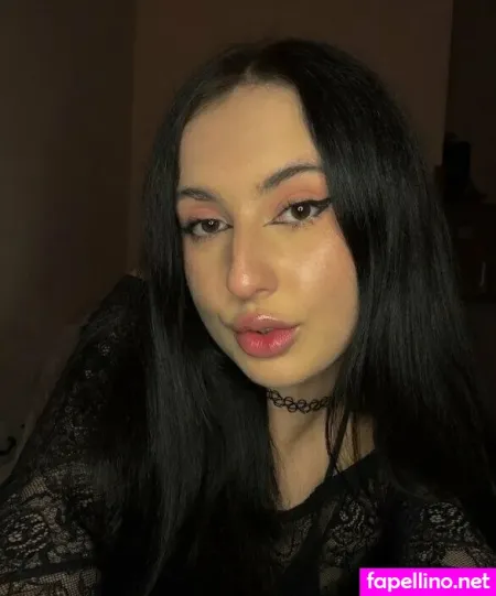 Lily 777 OnlyFans Thumbnail #4FRrrrfO5t