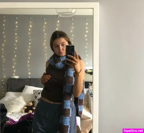 Lily Alder OnlyFans Thumbnail #DvoXrkaCbB