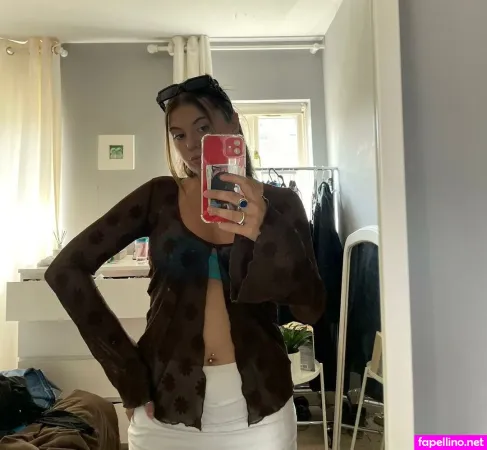 Lily Alder OnlyFans Thumbnail #NBIu1e7DiF