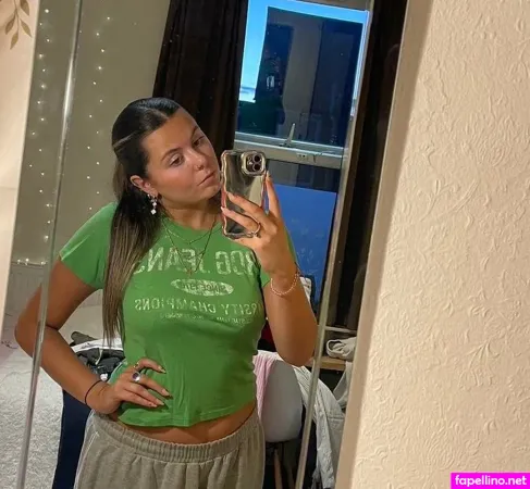 Lily Alder OnlyFans Thumbnail #SF1hqrdlwW