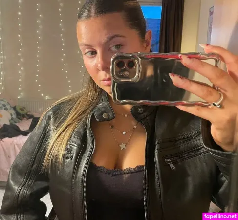 Lily Alder OnlyFans Thumbnail #Z5OA5hfyoW