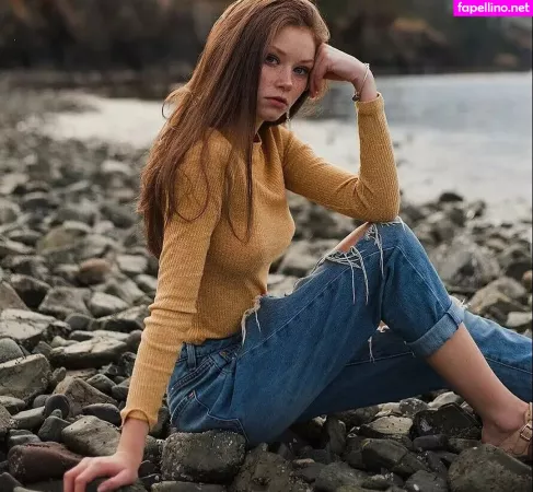Lily Ana Alexander OnlyFans Thumbnail #7JEiXzKu3j