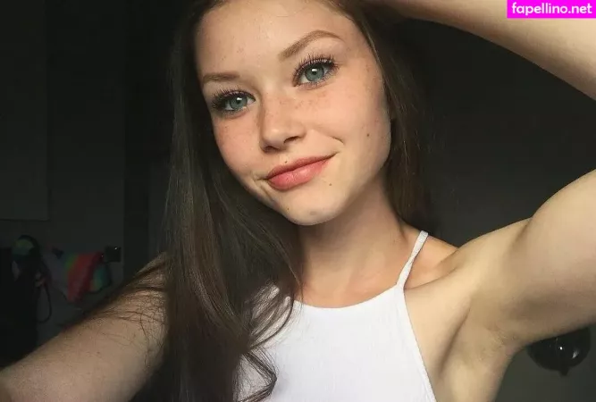 Lily Ana Alexander OnlyFans Thumbnail #Z9Nw7vhV4N