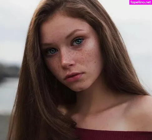 Lily Ana Alexander OnlyFans Thumbnail #rFdZzyFNeT
