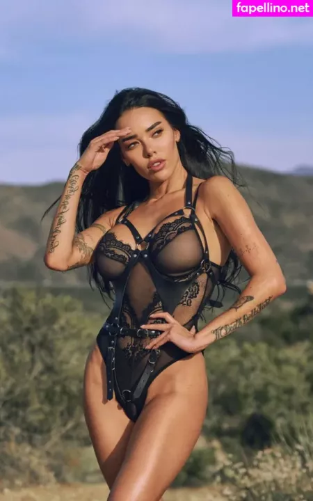 Lily Andrews OnlyFans Thumbnail #p9BloHe5v1