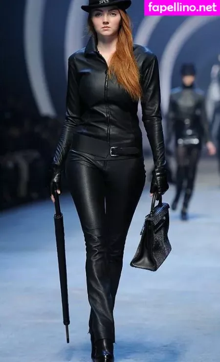 Lily Cole OnlyFans Thumbnail #s1Q86mUBIw