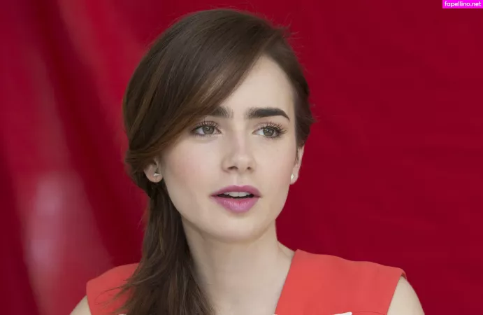 Lily Collins OnlyFans Thumbnail #7vDixl6Ebc