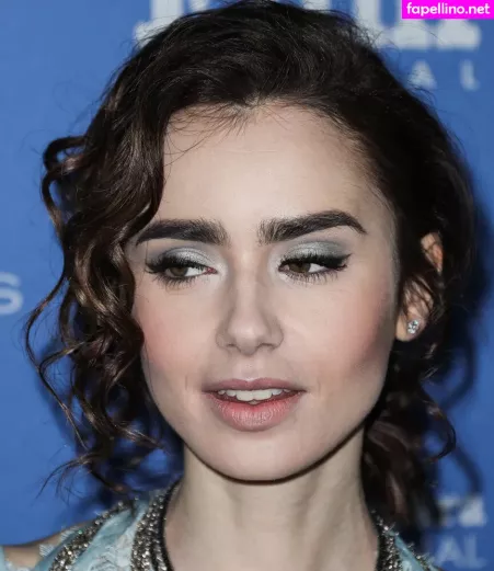 Lily Collins OnlyFans Thumbnail #FHWvrRPn2o