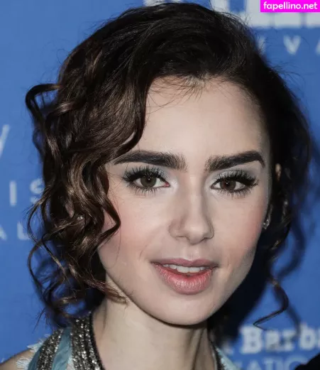 Lily Collins OnlyFans Thumbnail #Ivt1c1OJCm