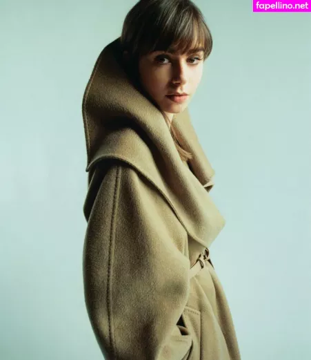 Lily Collins OnlyFans Thumbnail #OE1Ok05vV8