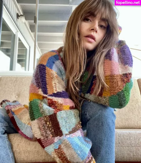 Lily Collins OnlyFans Thumbnail #PucffrEkLS