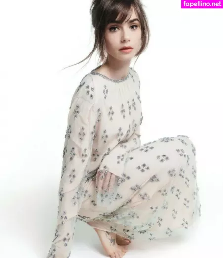 Lily Collins OnlyFans Thumbnail #SAd4NldF2k